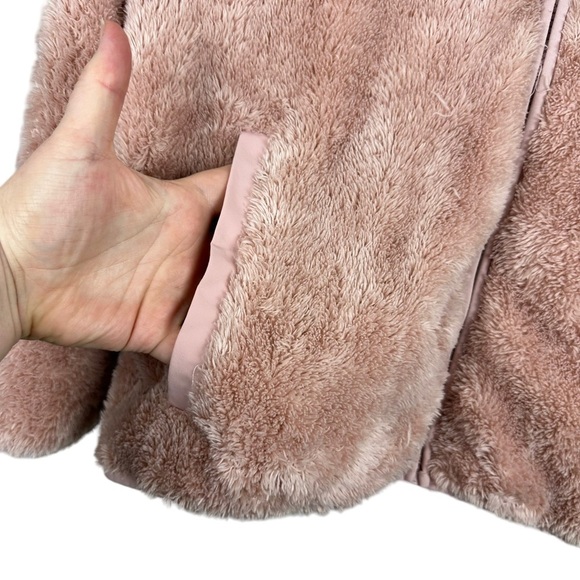 ZYIA Active Sherpa Block Zipper Jacket in Blush - Picture 3 of 7